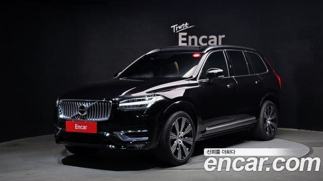 Volvo XC90 — фото 1