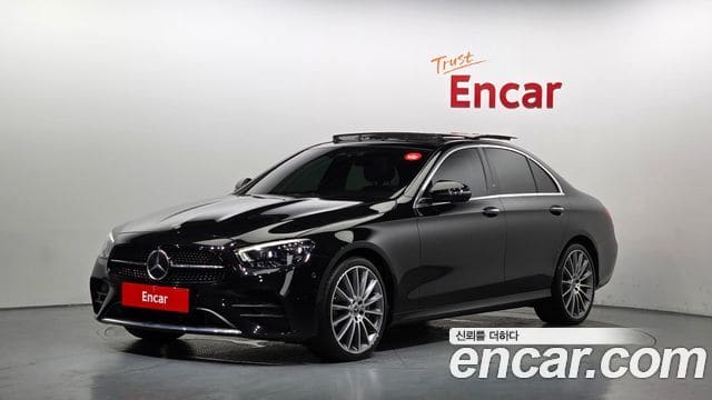 Mercedes-Benz E-Class — фото 1