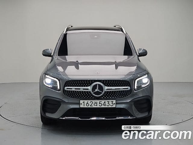 Mercedes-Benz GLB-Class — фото 1