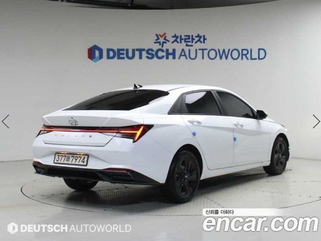Hyundai Avante — фото 1