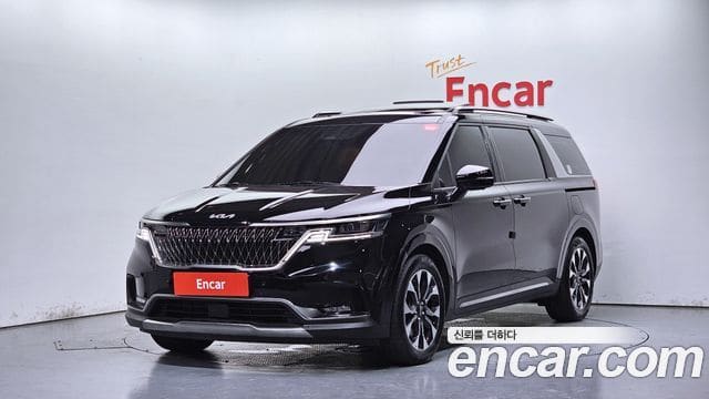 Kia Carnival — фото 1