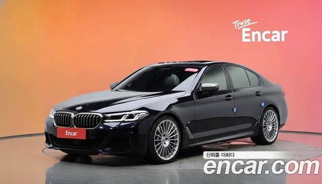 BMW 5 Series — фото 1