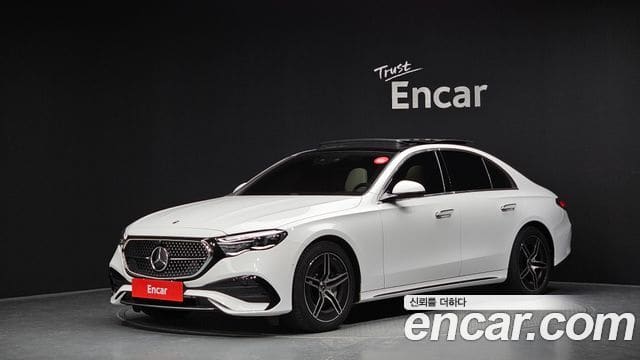 Mercedes-Benz E-Class — фото 1