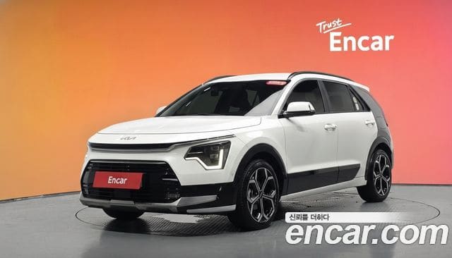 Kia Niro — фото 1