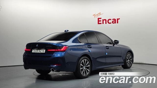 BMW 3 Series — фото 1