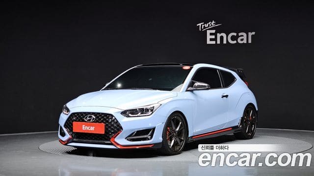 Hyundai Veloster — фото 1
