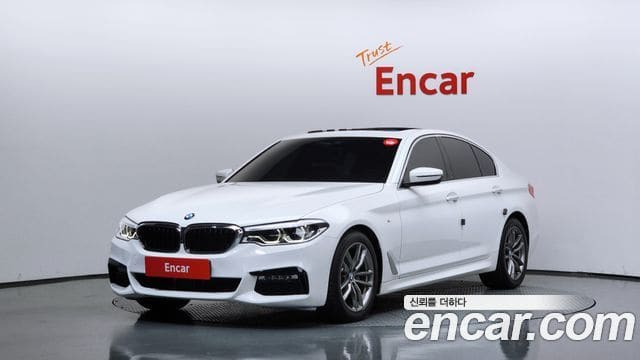 BMW 5 Series — фото 1