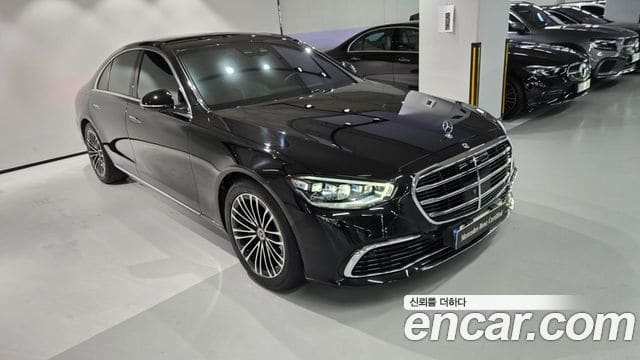 Mercedes-Benz S-Class — фото 1
