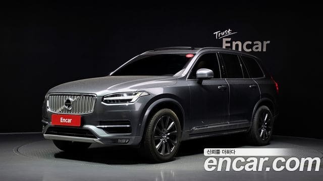 Volvo XC90 — фото 1