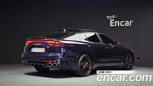 Kia Stinger — фото 1