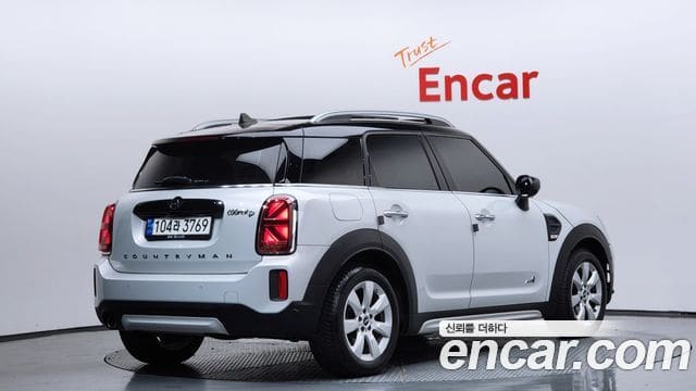 Mini Cooper D Countryman — фото 1