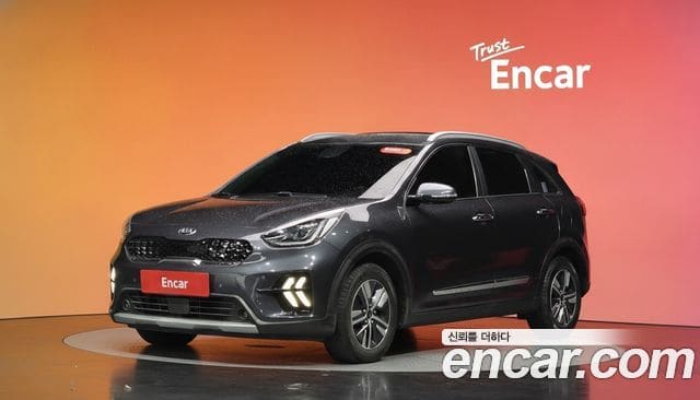 Kia Niro — фото 1