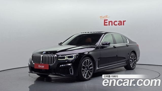 BMW 7 Series — фото 1