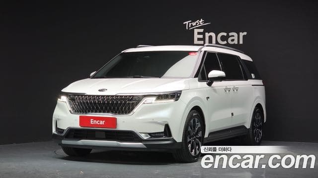 Kia Carnival — фото 1