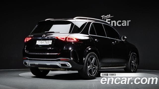 Mercedes-Benz GLE-Class — фото 1