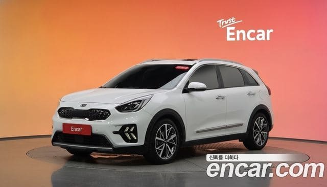 Kia Niro — фото 1