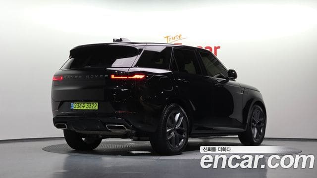 Land Rover Range Rover Sport — фото 1