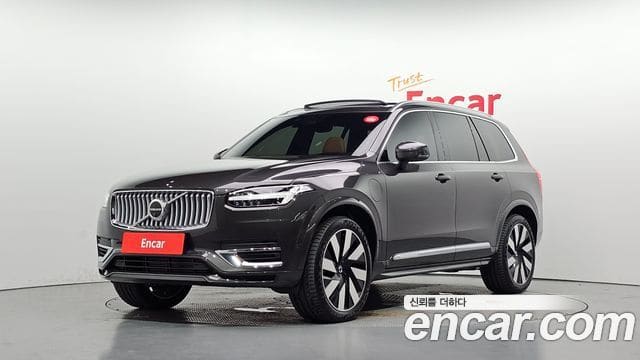 Volvo XC90 — фото 1