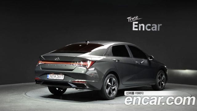 Hyundai Avante — фото 1