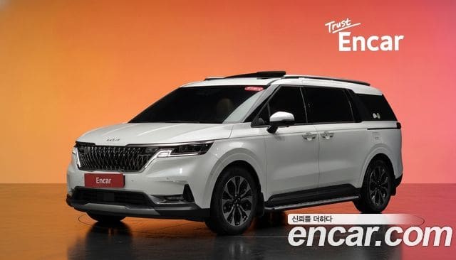 Kia Carnival — фото 1