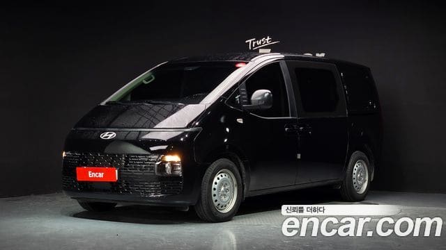 Hyundai Staria — фото 1