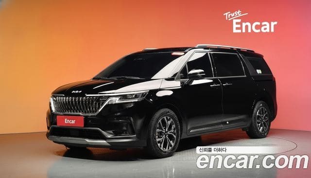 Kia Carnival — фото 1