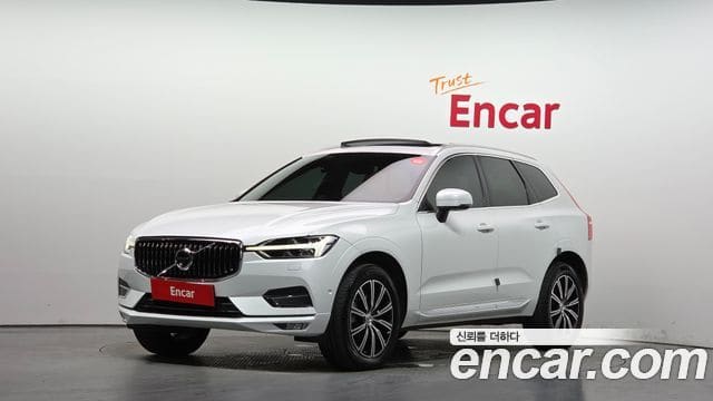Volvo XC60 — фото 1