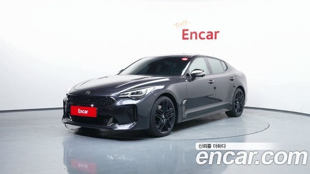 Kia Stinger — фото 1