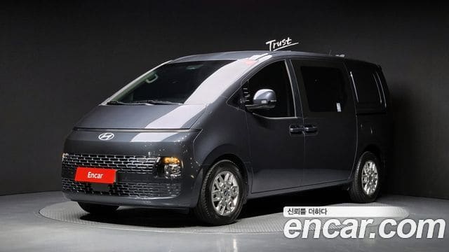 Hyundai Staria — фото 1