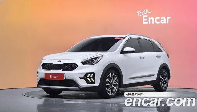 Kia Niro — фото 1