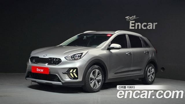 Kia Niro — фото 1