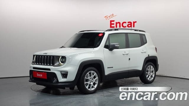 Jeep Renegade — фото 1