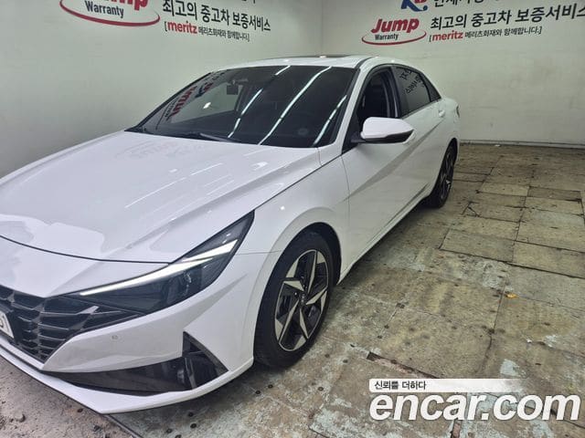 Hyundai Avante — фото 1