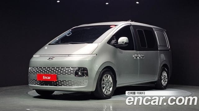 Hyundai Staria — фото 1