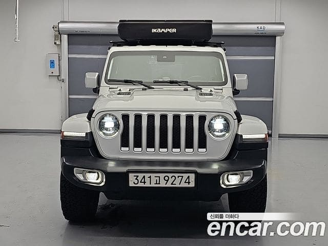 Jeep Wrangler — фото 1
