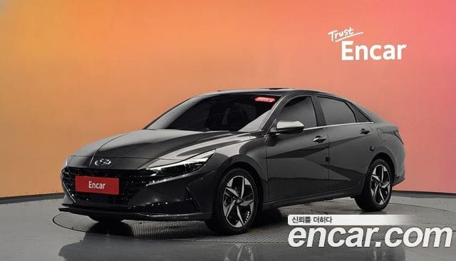 Hyundai Avante — фото 1