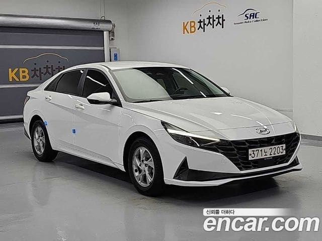 Hyundai Avante — фото 1