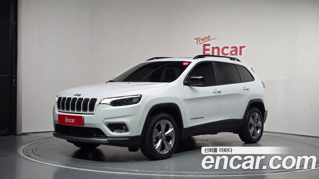 Jeep Cherokee — фото 1