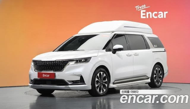 Kia Carnival — фото 1