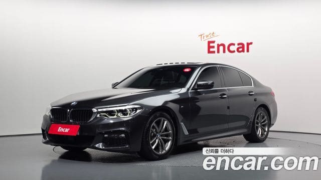 BMW 5 Series — фото 1