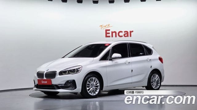 BMW 2 Series Active Tourer — фото 1