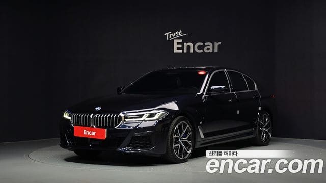 BMW 5 Series — фото 1