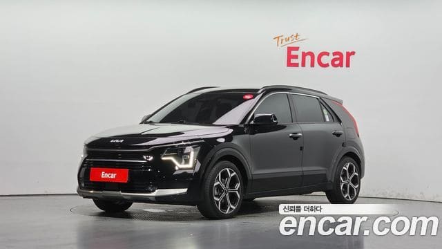 Kia Niro — фото 1