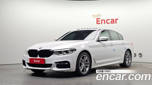 BMW 5 Series — фото 1