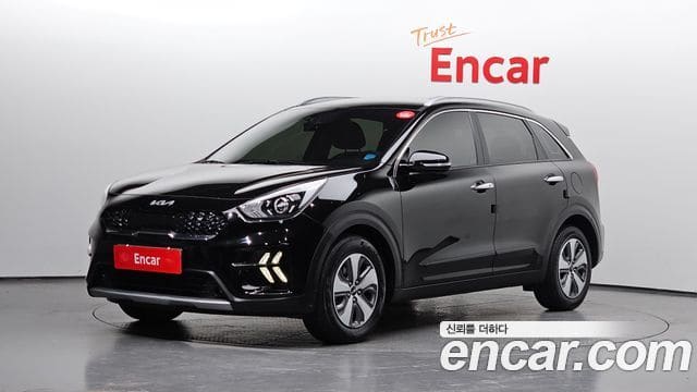 Kia Niro — фото 1