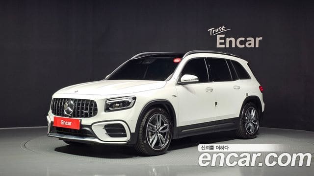 Mercedes-Benz GLB-Class — фото 1