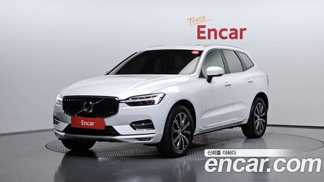 Volvo XC60 — фото 1
