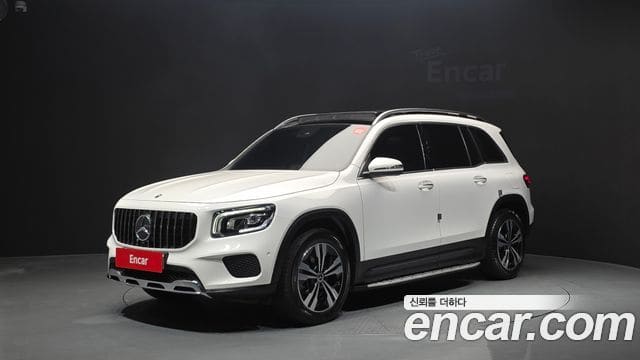 Mercedes-Benz GLB-Class — фото 1