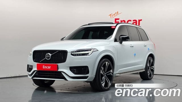 Volvo XC90 — фото 1
