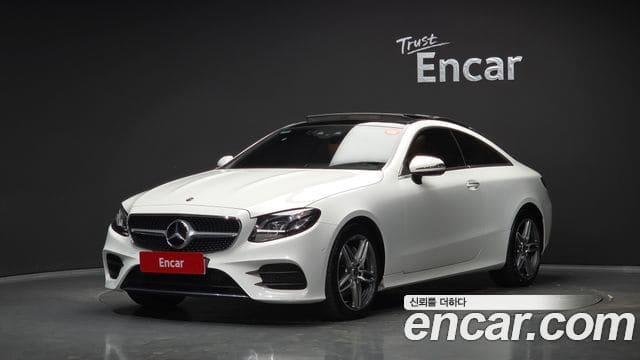 Mercedes-Benz E-Class — фото 1